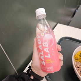 샐러디 돌곶이역점 이미지