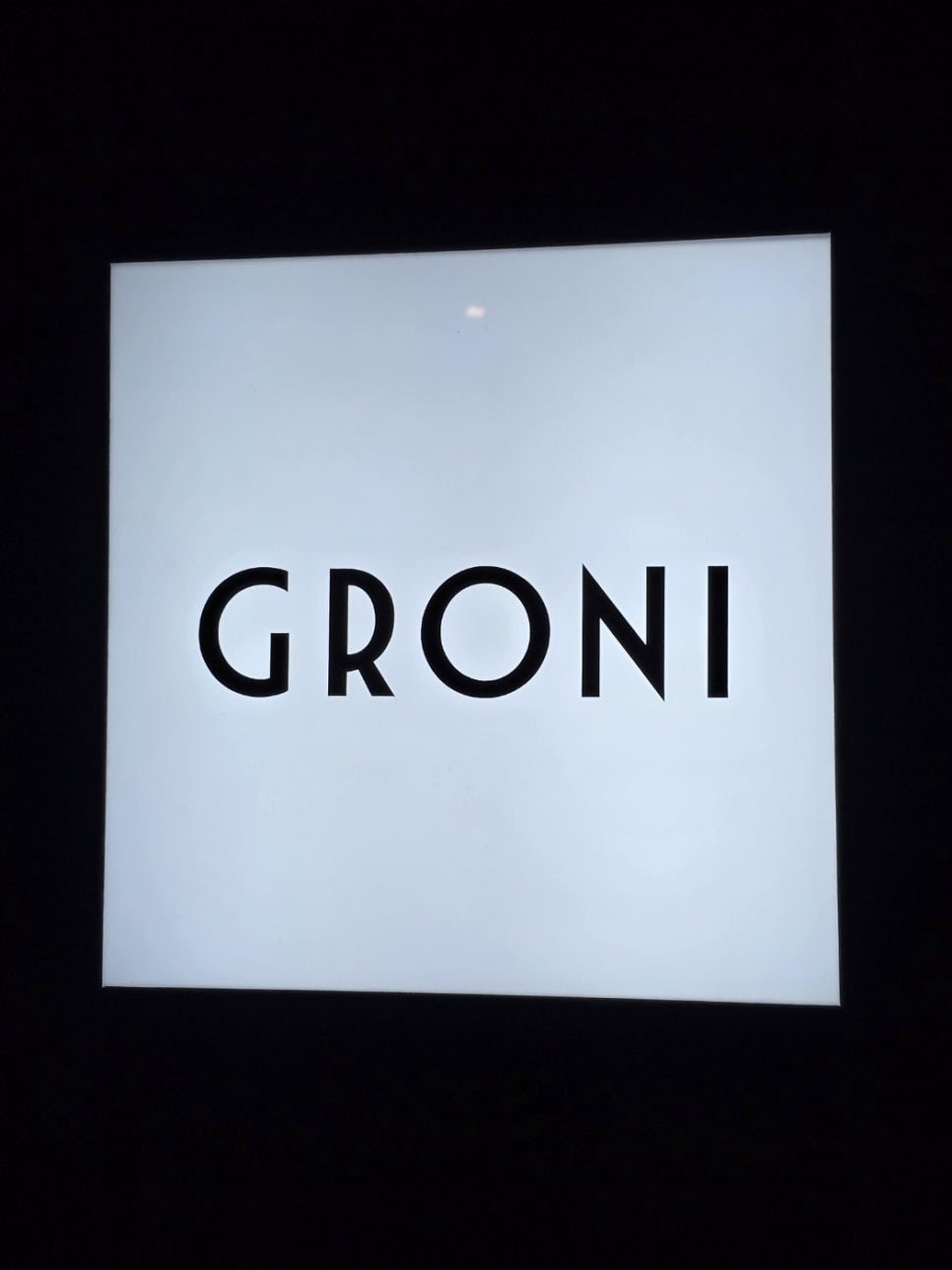 그로니(GRONI) 이미지