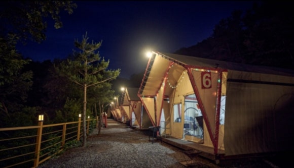 산중호걸글램핑카라반 이미지