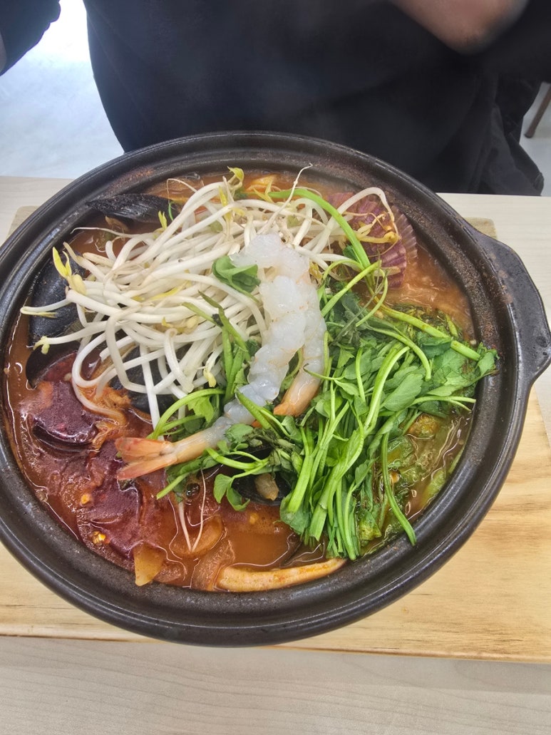 역전뚝배기식당 이미지