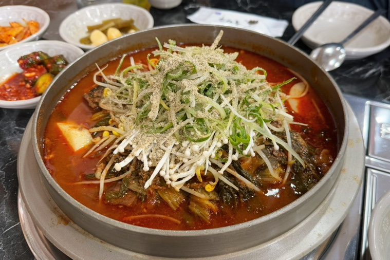 돈나라목뼈감자탕 이미지