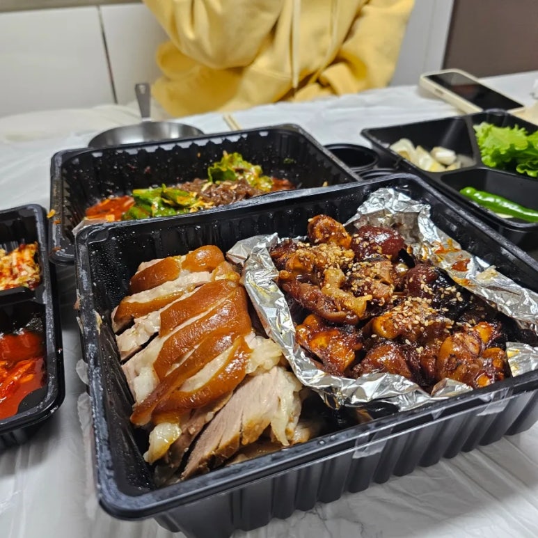 와라칼국수와족발 이미지