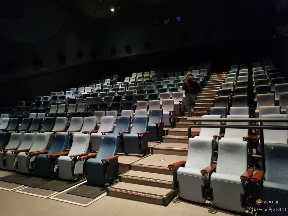 롯데시네마 영등포 6관 이미지