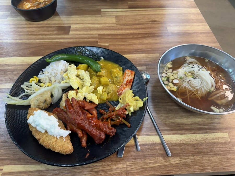 토실토실한식뷔페증평인삼휴게소점 이미지