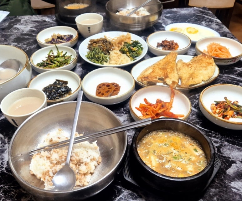 다솔전통보리밥 이미지
