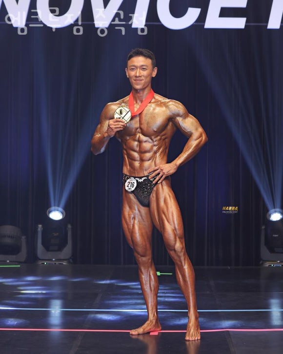 엠크루 이미지