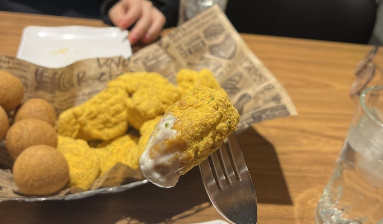 비에이치씨(BHC) 동춘점 이미지