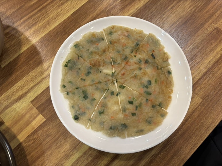 양산마늘보쌈,칼국수 이미지