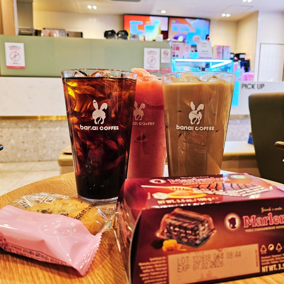 바나프레소 홍대입구역사거리점 이미지