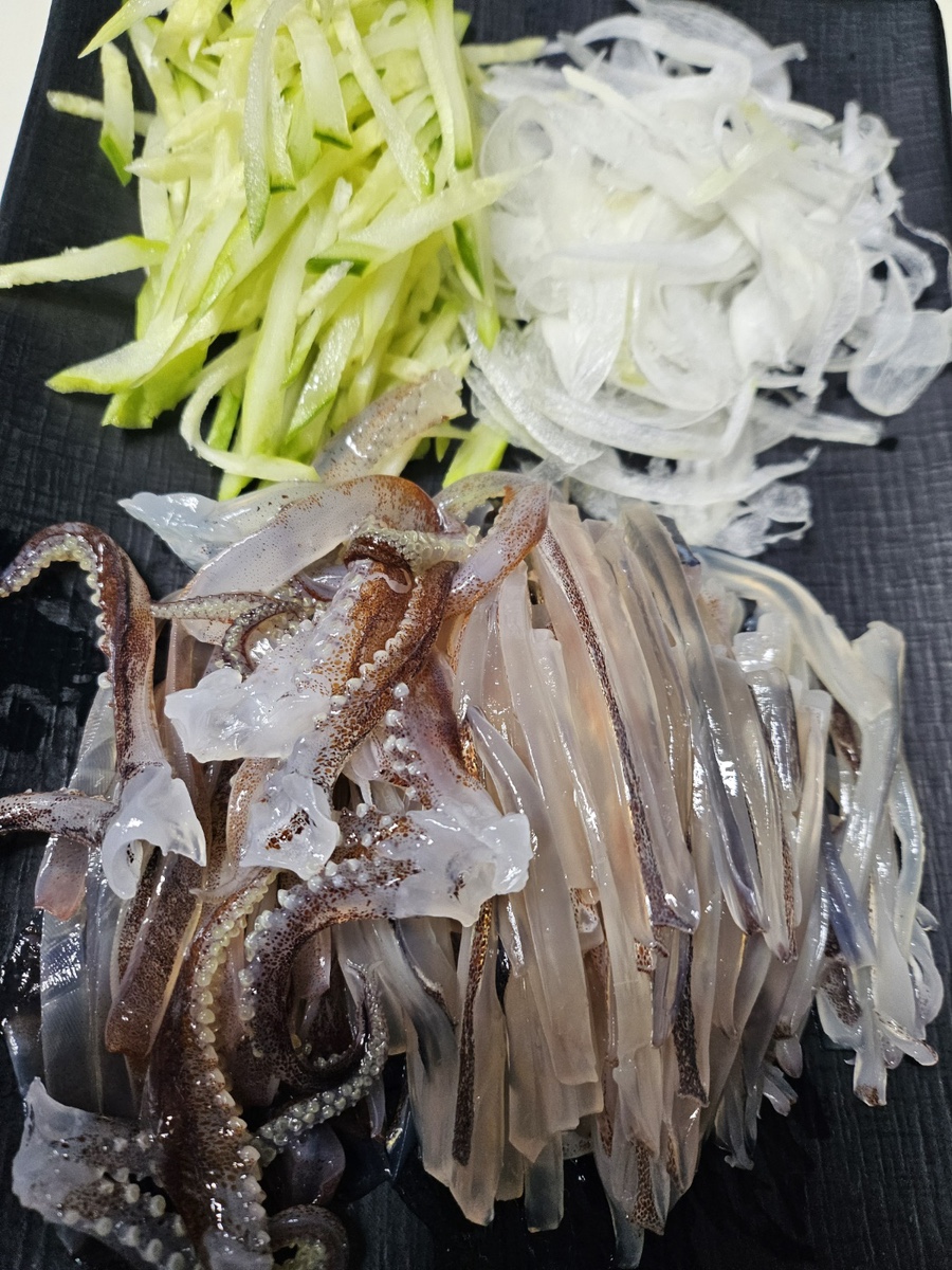 오징어바다 이미지