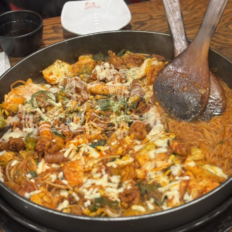 유가네닭갈비유스퀘어몰 이미지