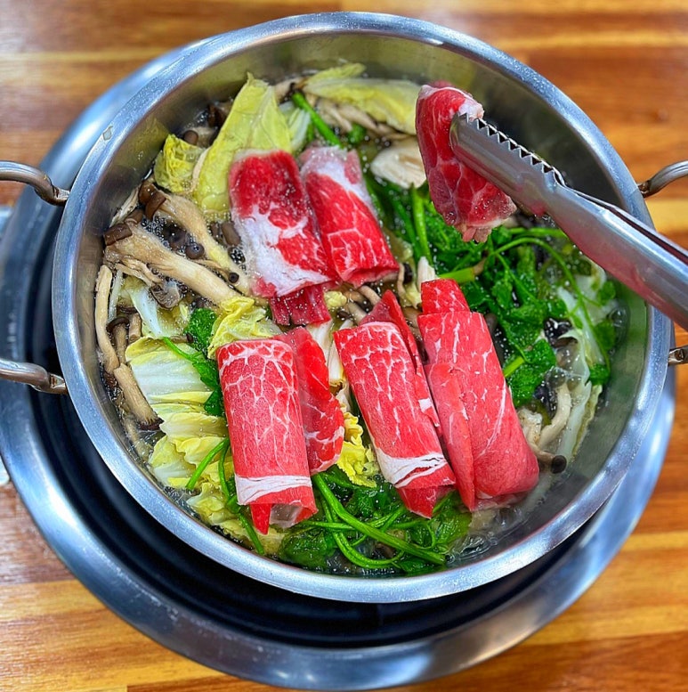 주남얼큰샤브칼국수 이미지