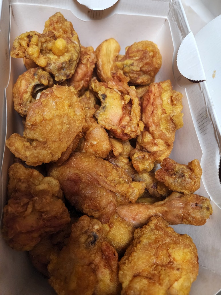 바람난치킨 이미지