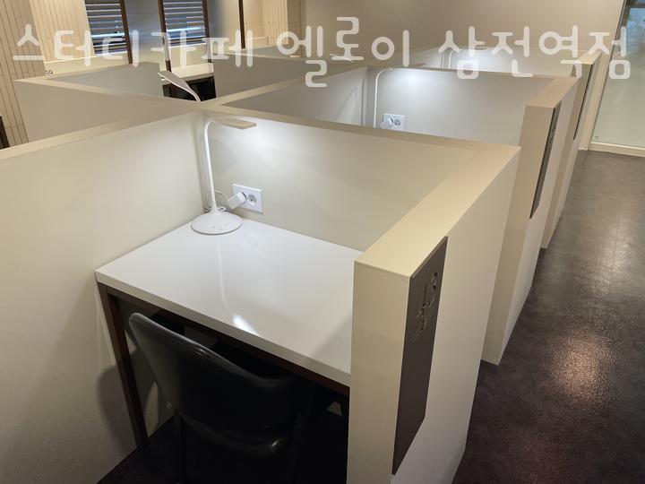 스터디카페엘로이삼전역점 이미지