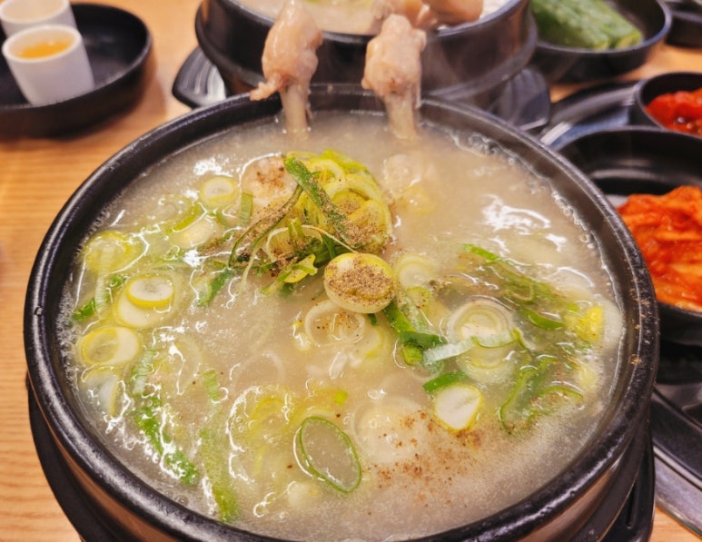 풍년한방삼계탕옻오리 이미지