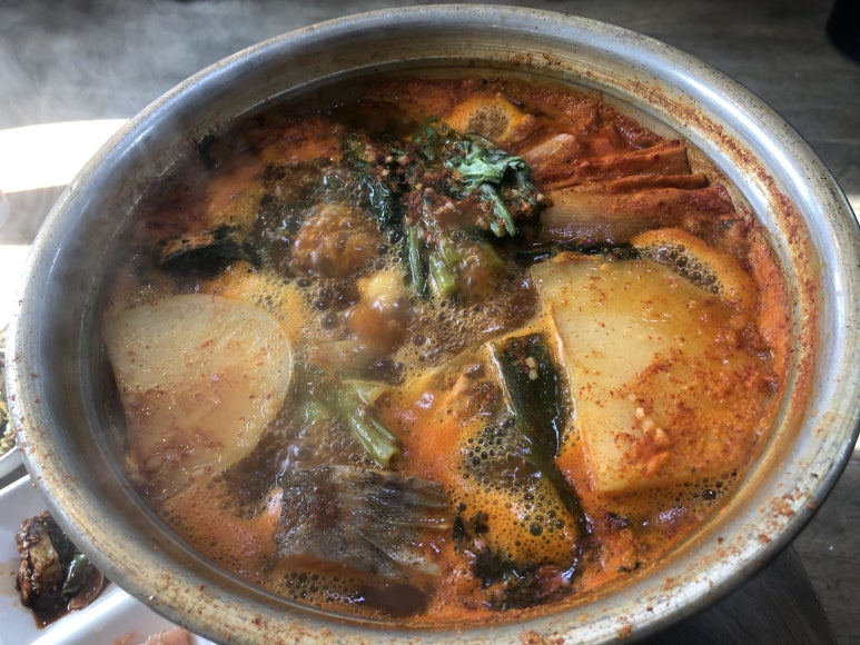 정다운칼만두 이미지