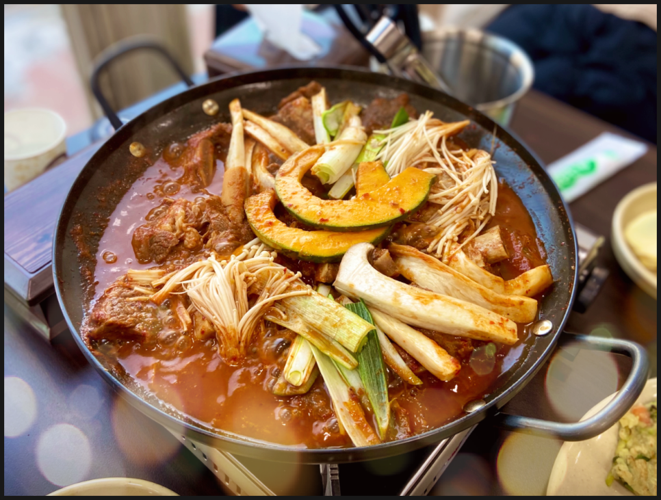 생고기김치찌개 이미지