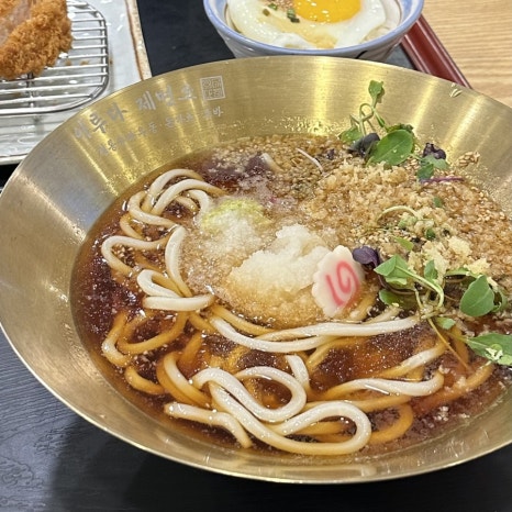 카페;이루다 이미지