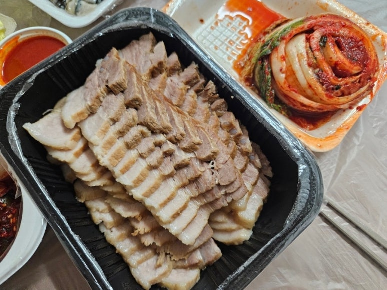 꽃 피우는 기와보쌈 이미지