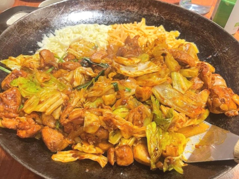 홍대닭갈비성내동 이미지