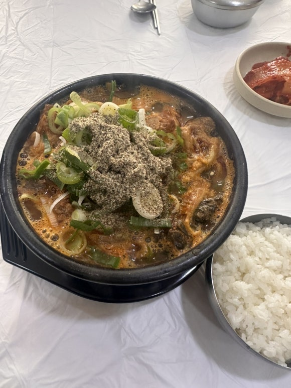 다옴족발 이미지