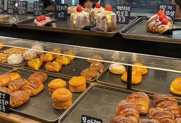 베이커리로컬 강남역점 이미지