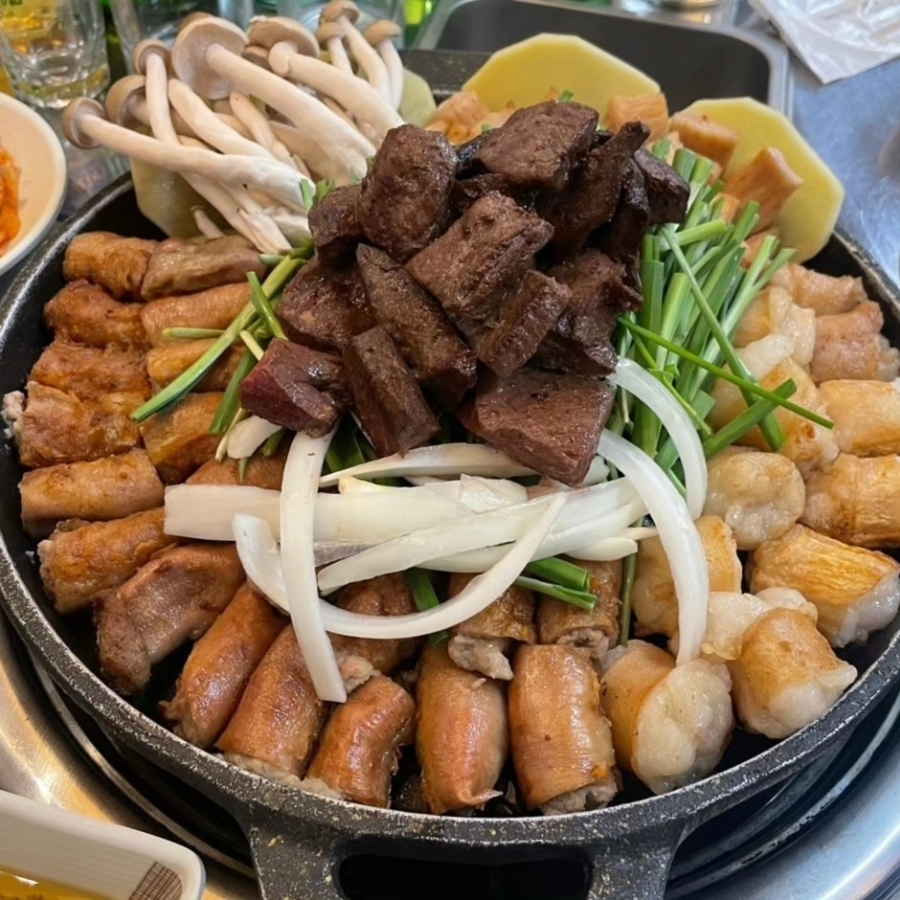 벽돌곱창 이미지