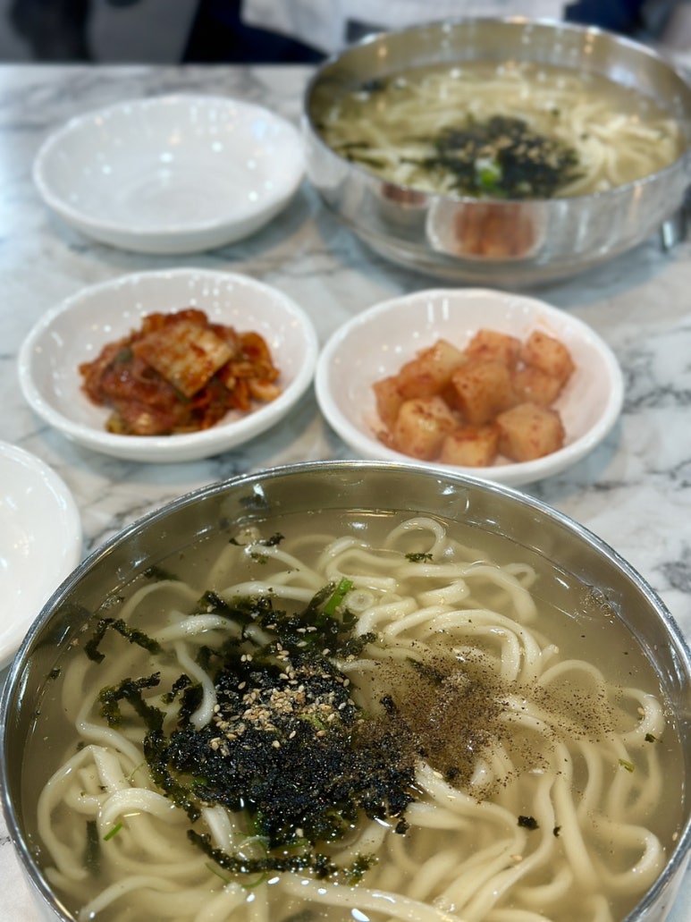 찬우물옛날손칼국수 이미지
