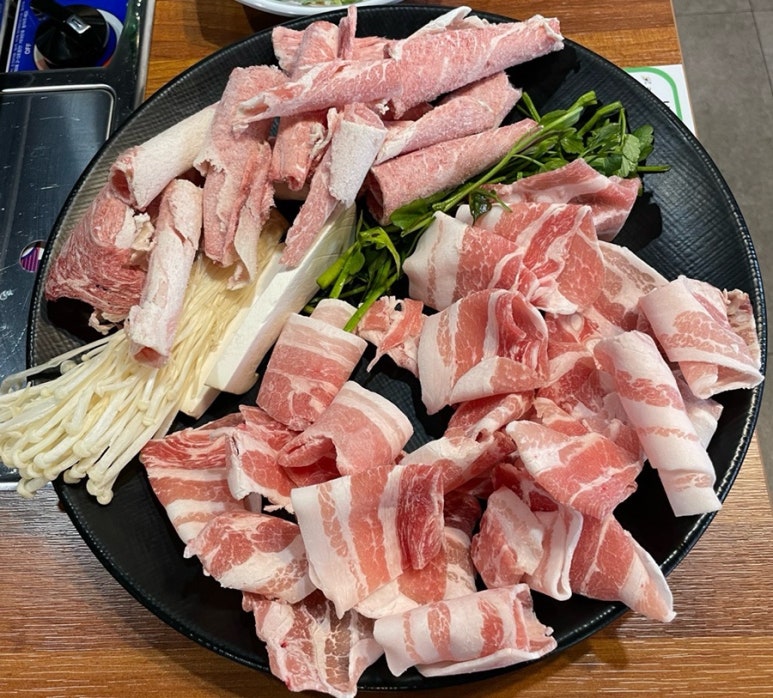 대패어때 이미지