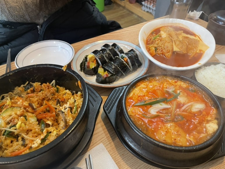 으랏차분식 이미지