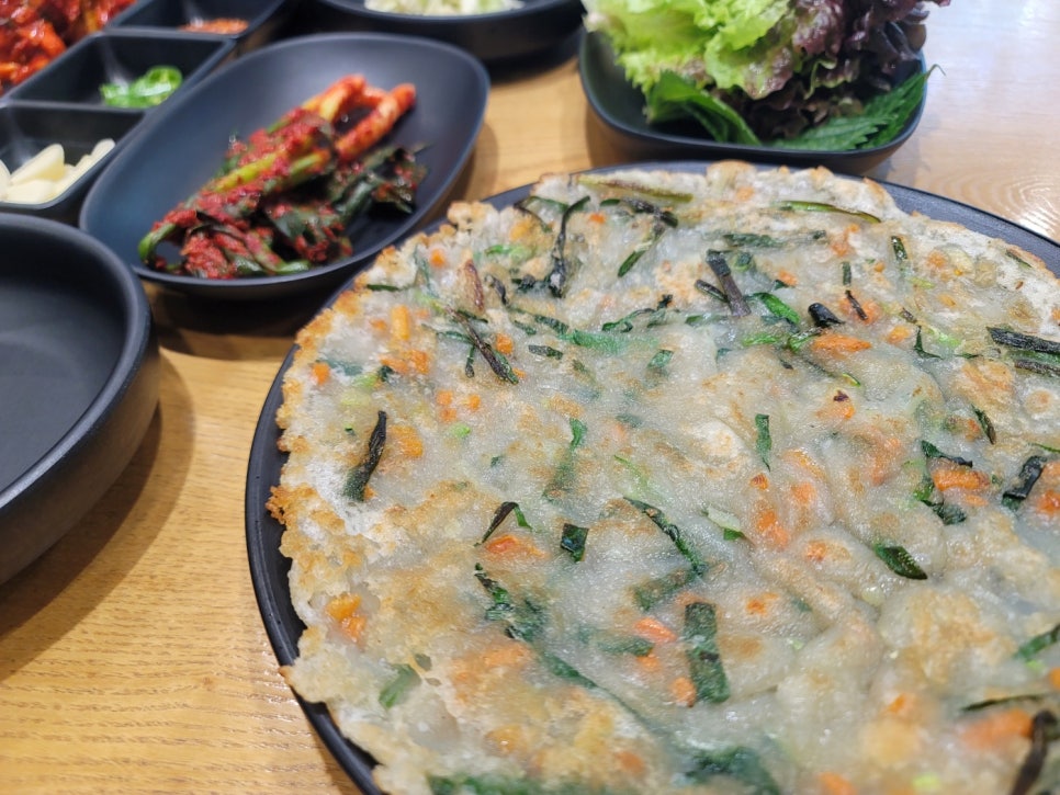 상상보쌈칼국수 이미지