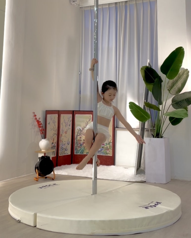 아이폴댄스 이미지