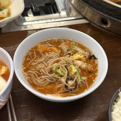 양푼 국물 닭갈비 이미지
