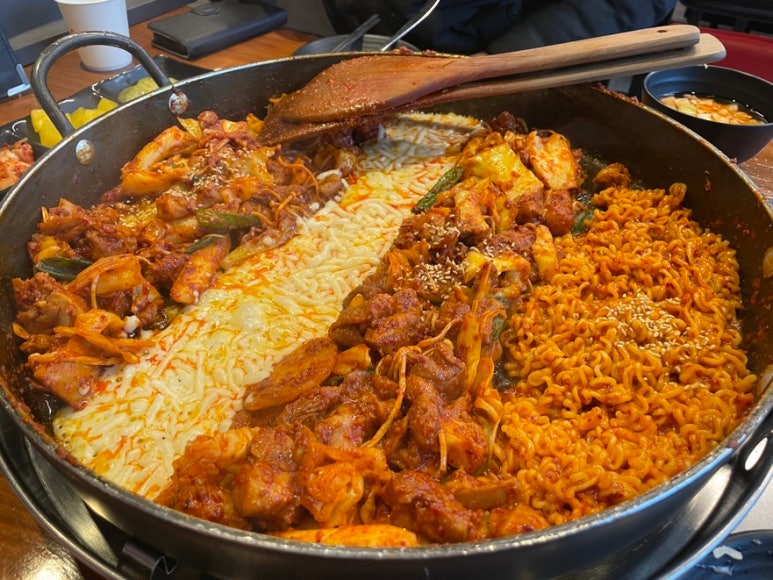 유가네닭갈비대구현풍점 이미지