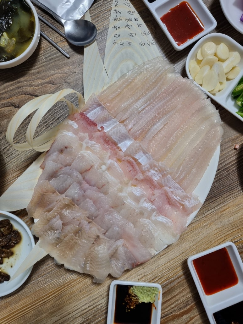 새총횟집 이미지