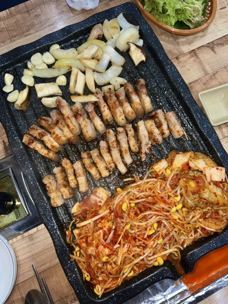뚱띵이삼겹살 이미지