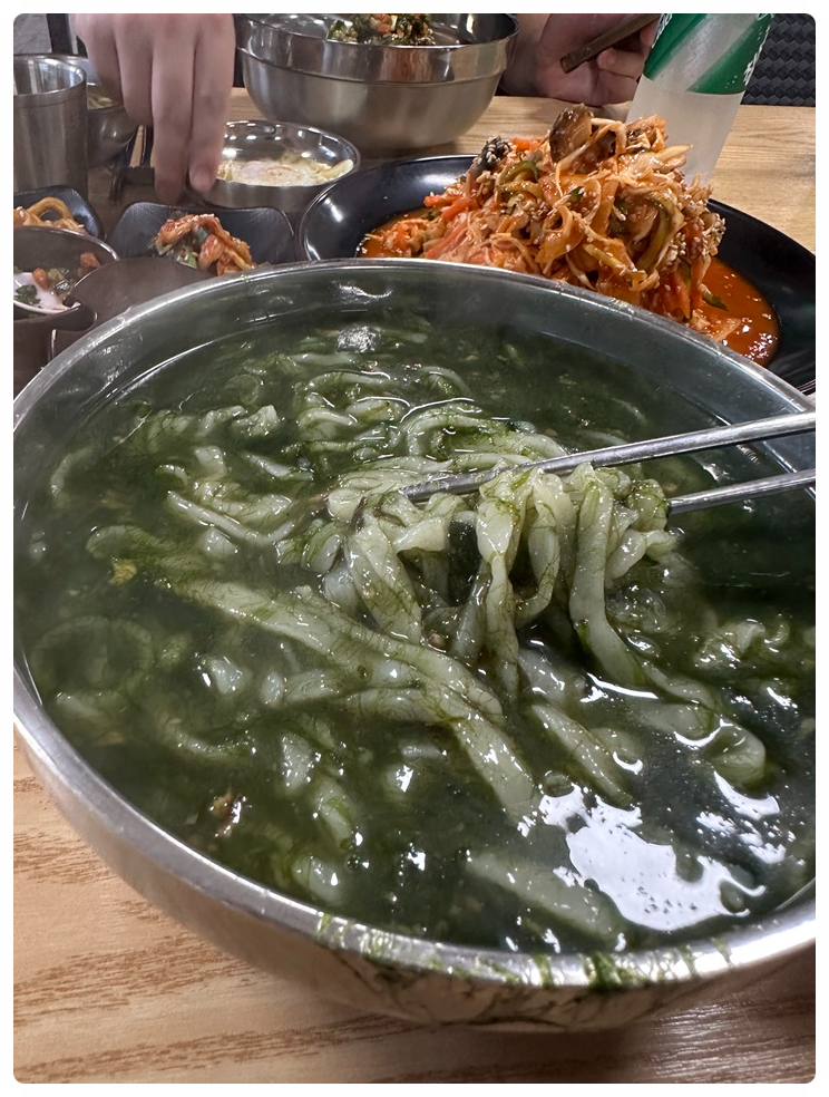 제주보말칼국수 이미지