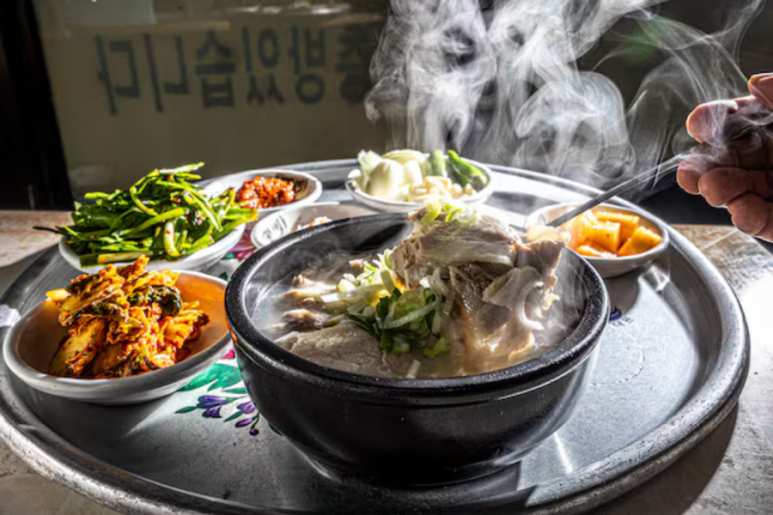 진 돼지국밥 이미지