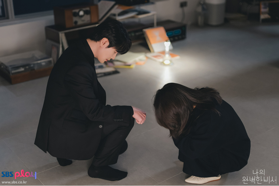 지윤갤러리 이미지