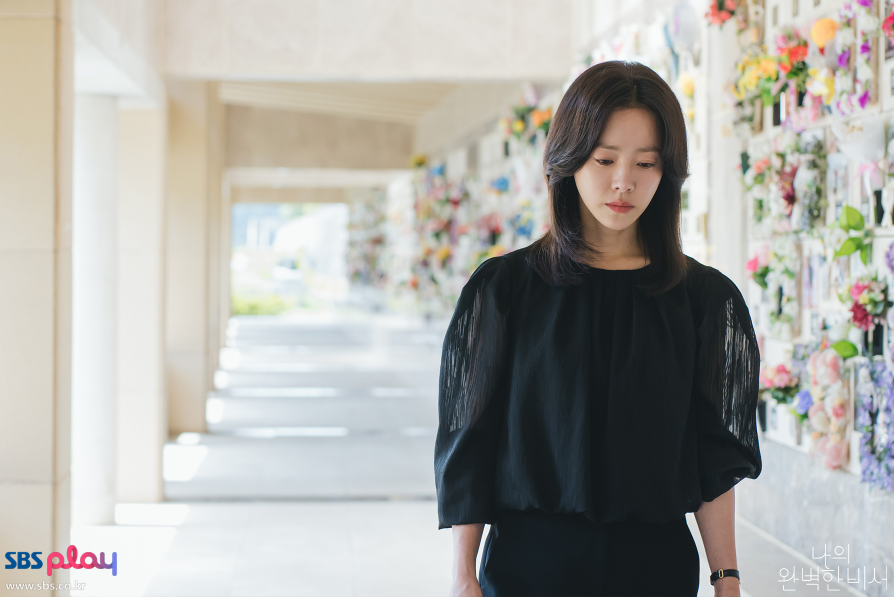 지윤갤러리 이미지