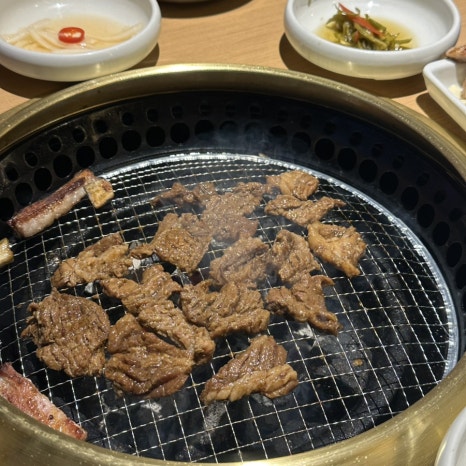 옹고집숯불갈비 이미지