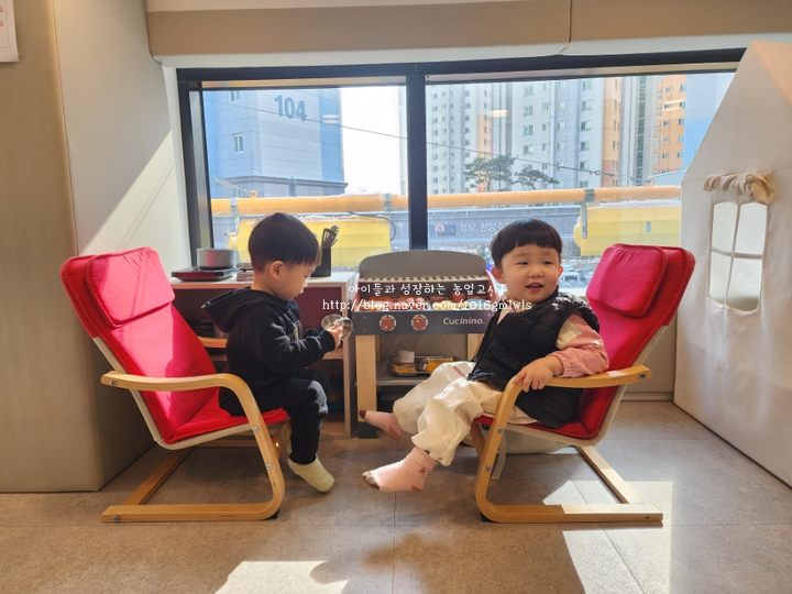 쁘앤키즈카페 이미지