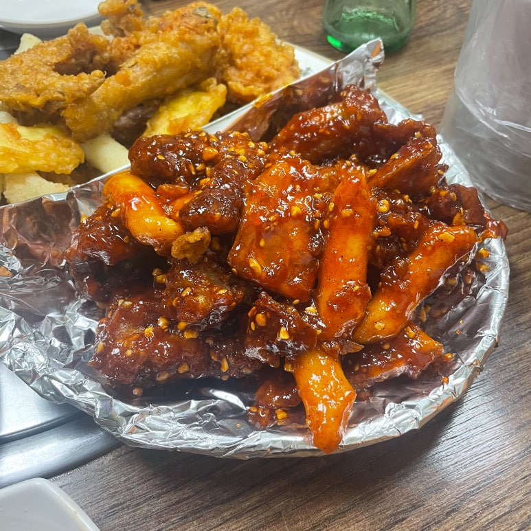 오동통닭 이미지