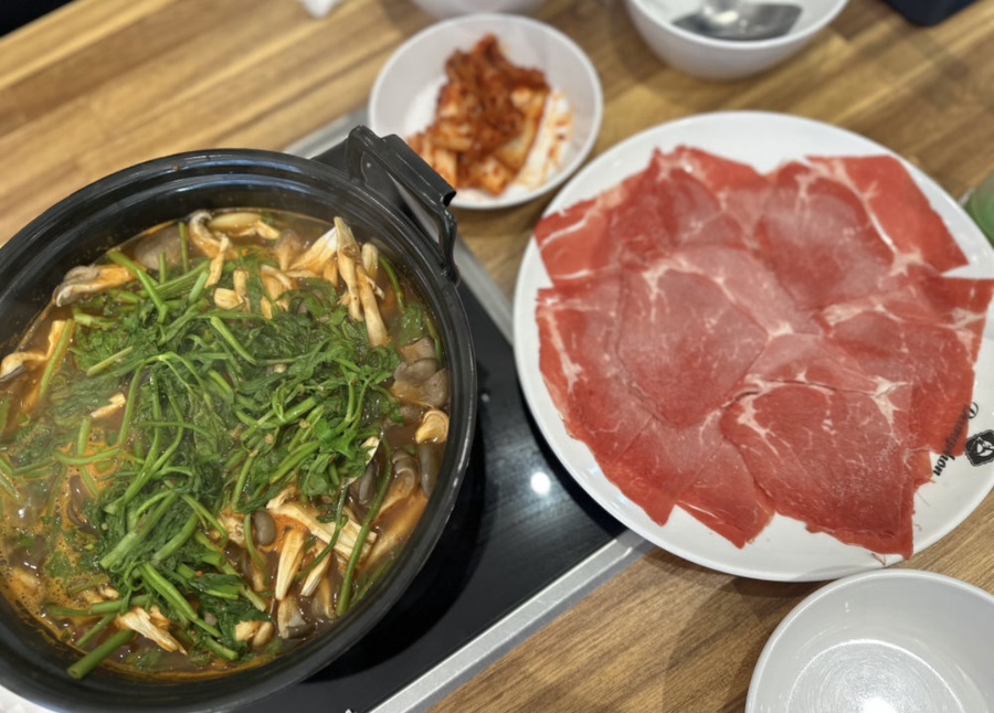 등촌샤브칼국수 이미지