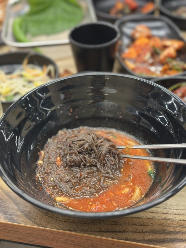 돈날개숯불갈비노형점 이미지