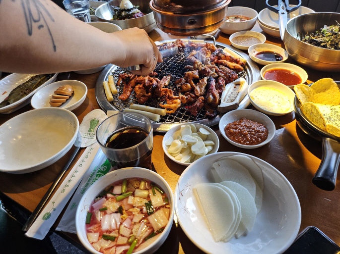 숯불과 닭갈비 이미지