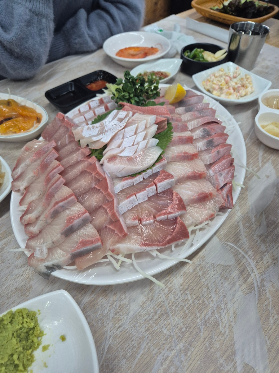 백운횟집 이미지