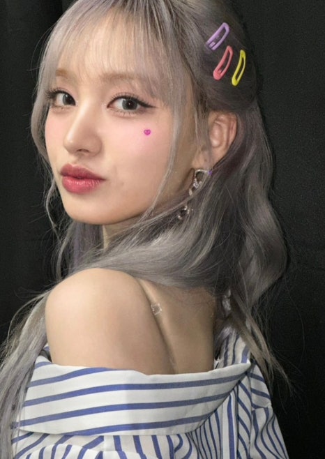애쉬그레이 이미지