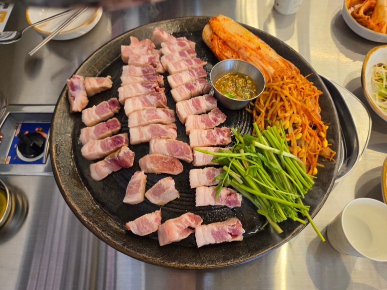 할매 솥뚜껑 삼겹살(망포점) 이미지