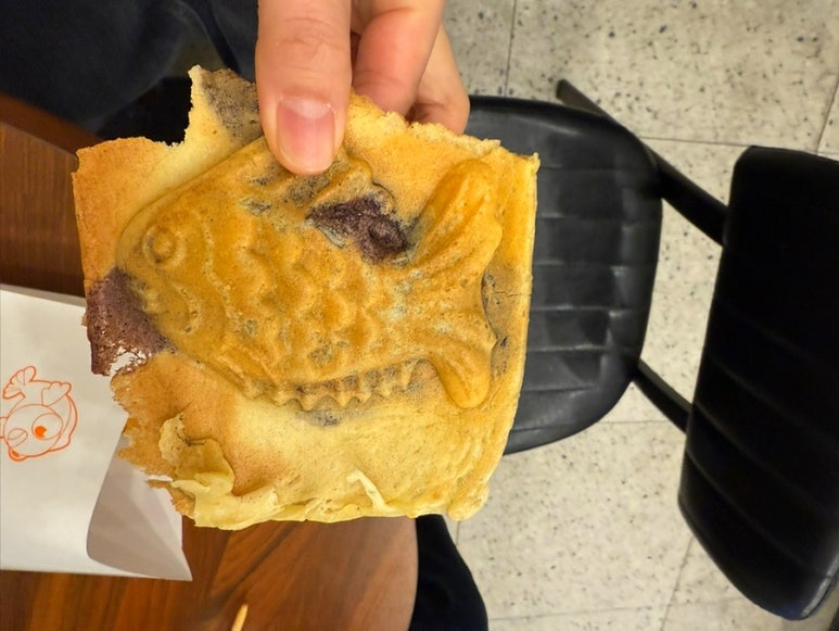 올때 붕어빵 이미지
